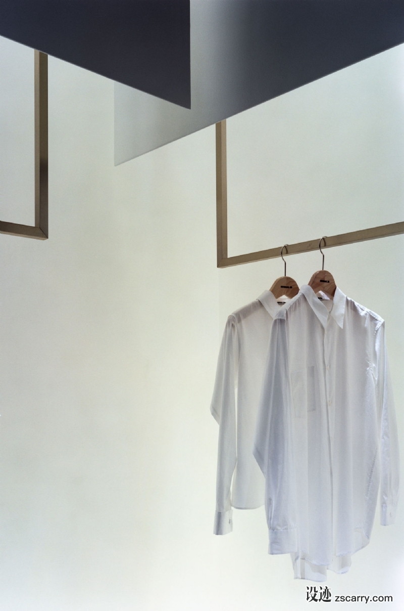 medium_JS_SF_3B_97-036-02A_MIRRORED_Web.jpg 工装参考,商业空间,服饰,