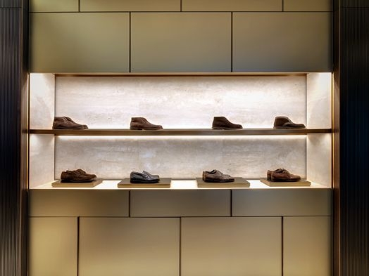 2f8b045538ec34fe60857bd9d3f85d98.jpg 工装参考,商业空间,鞋帽手袋,