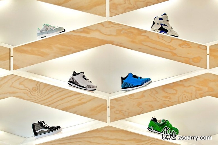 5-suppakids-sneaker-boutique-in-stuttgart-by-rok.jpg 工装参考,商业空间,鞋帽手袋,