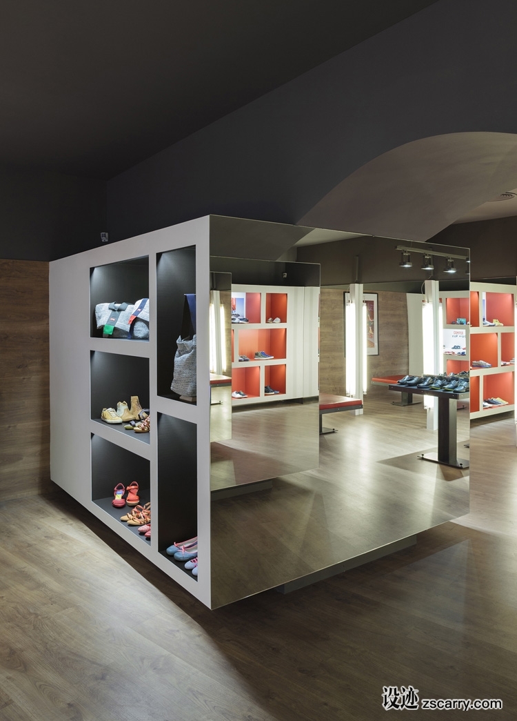 9-camper-store-in-palma-de-mallorca-by-fernando-amat.jpg 工装参考,商业空间,鞋帽手袋,