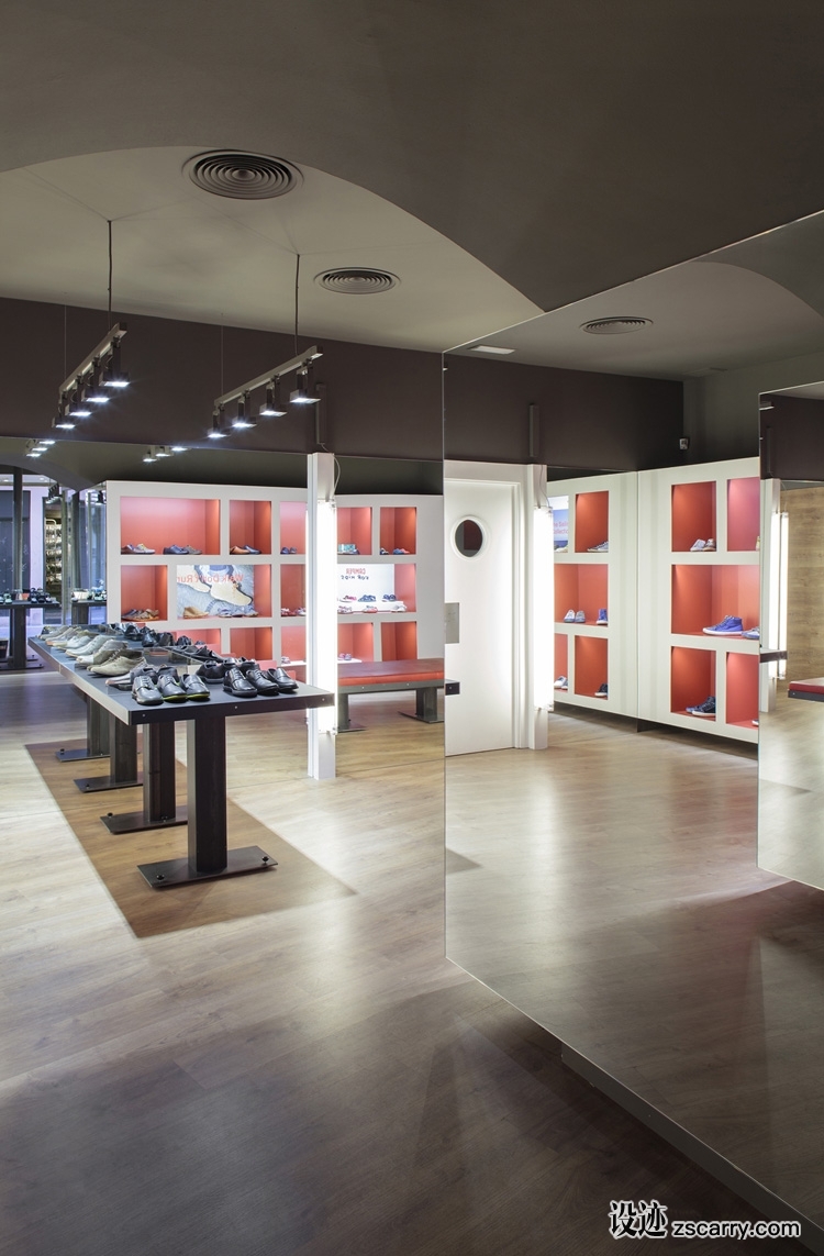 10-camper-store-in-palma-de-mallorca-by-fernando-amat.jpg 工装参考,商业空间,鞋帽手袋,