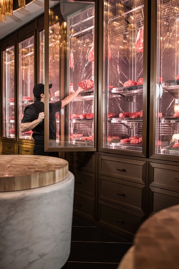 食品 beef-bar-monaco.interior.gif