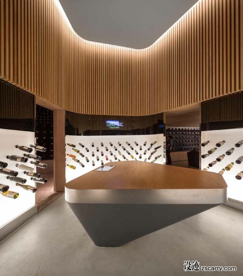 STUDIO_ARTHUR_CASAS_MISTRAL_WINE_STORE_10.jpg 工装参考,商业空间,茶叶烟酒,