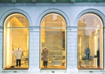 店铺门头 large_Ferragamo_Venice_2_020801_Web.jpg