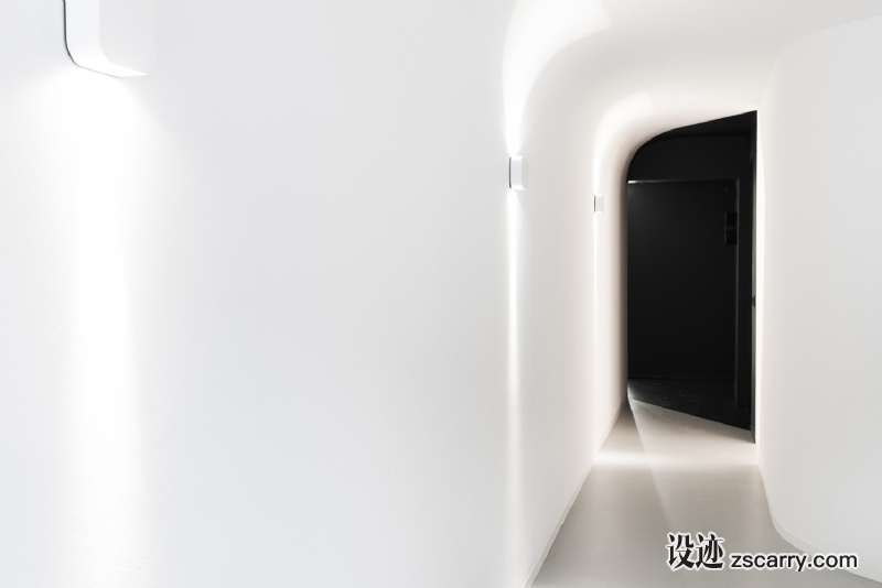 10_coridor_Vaida_Atkocaityte_Akvile_Mysko-Zviniene.jpg 工装参考,公共空间,公共走道,