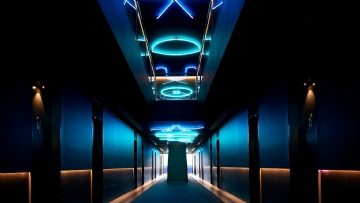 公共走道 jackalope-carr-architects-architecture-hotels-australia-melbourne_dezeen_hero-a.jpg