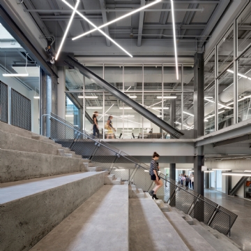 公共阶梯 pennovation-center-hollwich-kushner-architecture-usa-university-of-pennsylvania_dezeen_2364_col_6.jpg