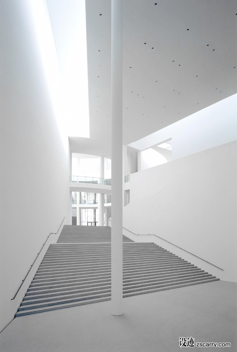 Stephan-Braunfels-Architekten-Pinakothek-Der-Moderne-03b.jpg 工装参考,公共空间,公共阶梯,