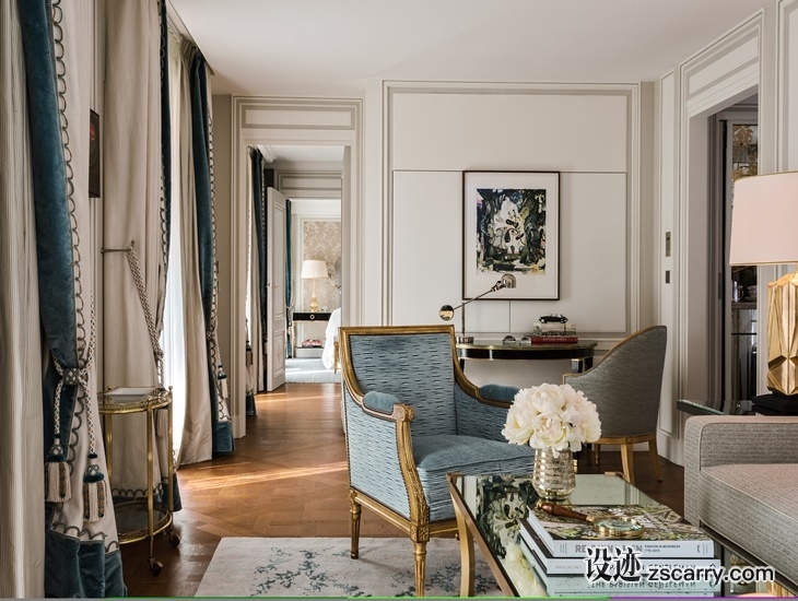 CRILLONCRL_83241589_Premier-Suite-406-living-room_2.jpg 工装参考,酒店民宿,酒店客房,