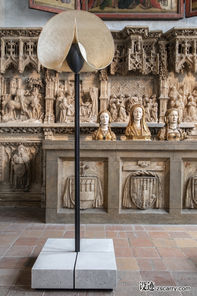 12_DS_R_Heavenly_Bodies_Brett_Beyer.jpg 工装参考,展示空间,展位展馆,