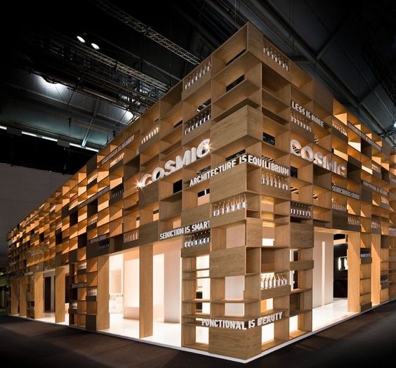 087dc1488e9a9625ce4eeefe17a730f1.jpg 工装参考,展示空间,展位展馆,