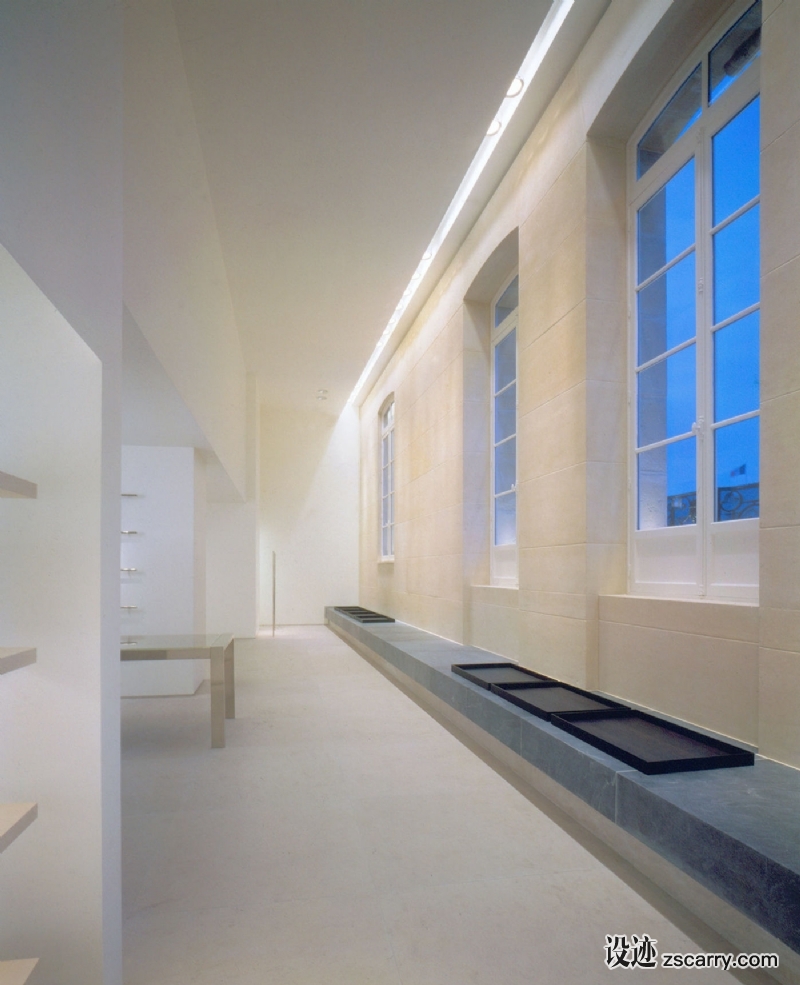 medium_JS_Paris_6B_12-extraF_Web.jpg 工装参考,展示空间,展位展馆,