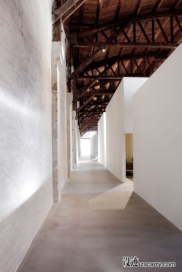 NORM-THE-VILLAGE-11.jpg 工装参考,展示空间,展位展馆,