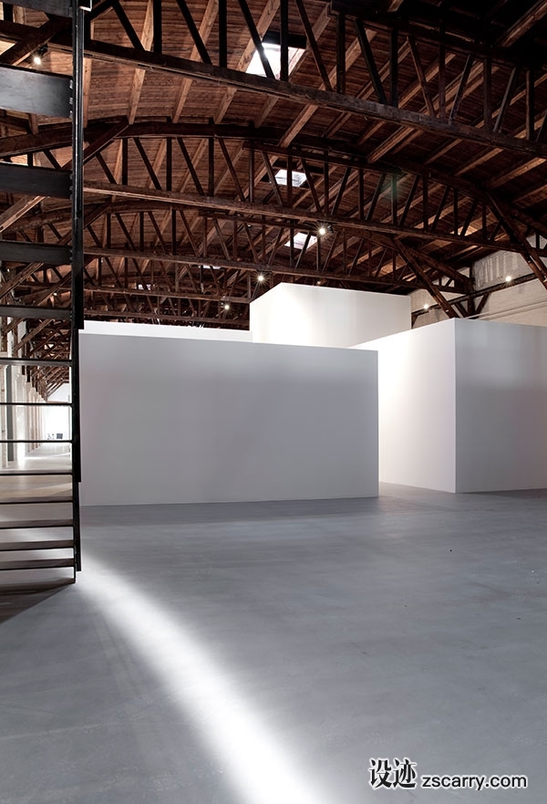 NORM-THE-VILLAGE-19.jpg 工装参考,展示空间,展位展馆,