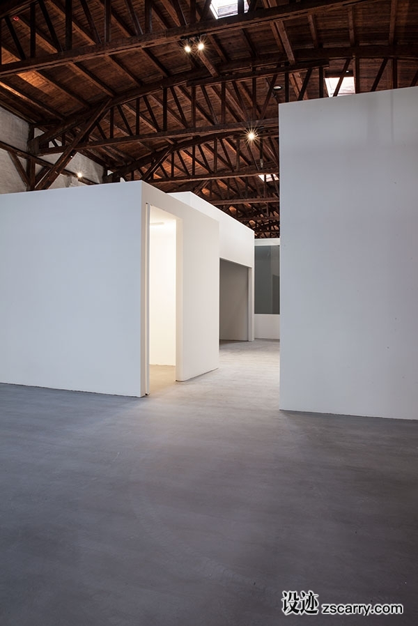 NORM-THE-VILLAGE-041.jpg 工装参考,展示空间,展位展馆,
