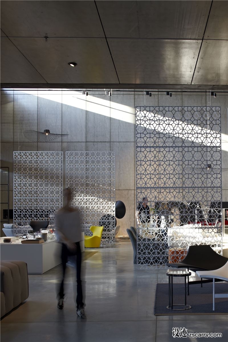 bb-italia-show-room-tlv-01.jpg 工装参考,展示空间,家具灯具,