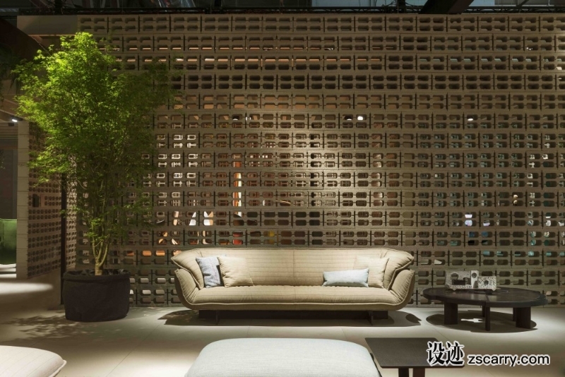 Cassina-stand-Salone-2016-8103-ok-lw-e1474450940315.jpg 工装参考,展示空间,家具灯具,