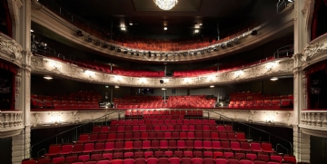 舞台剧院 p4_york_theatre_royal_de_matos_ryan_yatzer.jpg