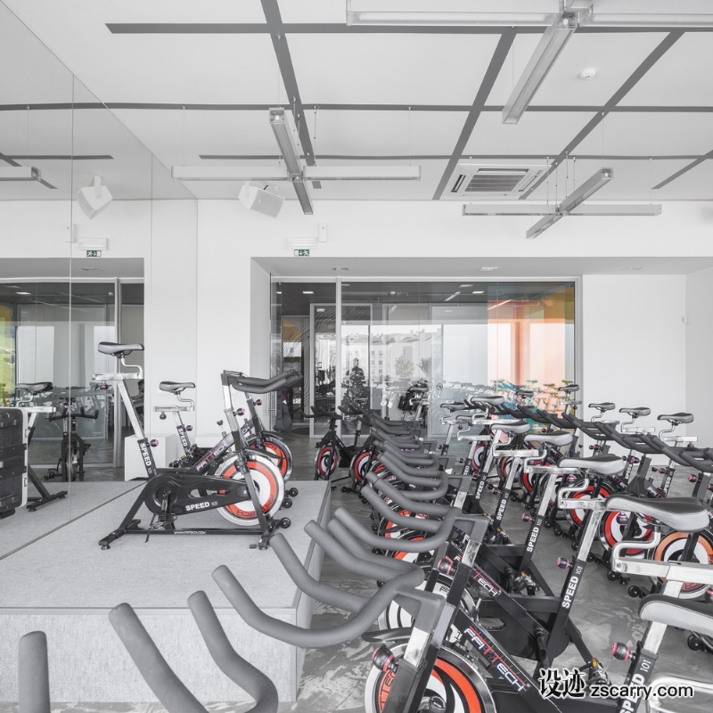 07-estudioamatam-architecture-design-gym-maisfitness_torres_vedras-spinning_studio.jpg 工装参考,文体医教,健身房,