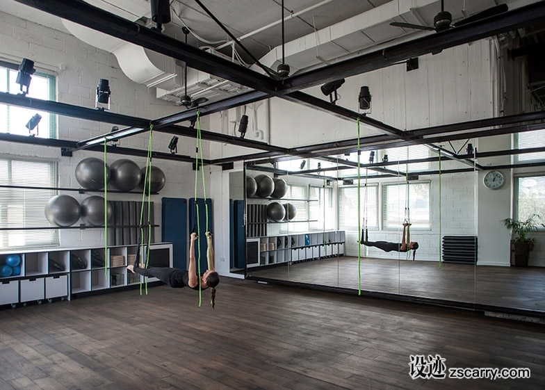 Powerhouse-Pilates-Studio-for-Paralympic-swimming-champion-by-Jacobs-Yaniv-Architects_dezeen_784_9.jpg 工装参考,文体医教,健身房,