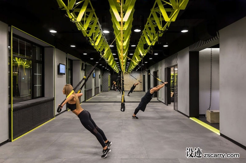 Soesthetic+Group+creates+high-impact+gym+in+Kiev.jpg 工装参考,文体医教,健身房,