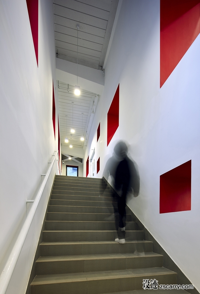 13_CYFS_Yang_Chaoying.jpg 工装参考,文体医教,学校,