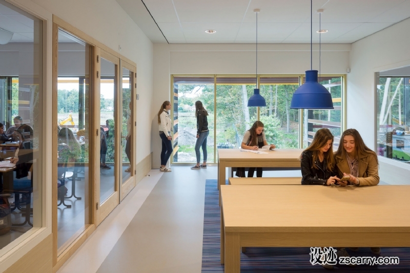 MoederscheimMoonen_ReviusLyceum_Doorn_11_pressrelease.jpg 工装参考,文体医教,学校,