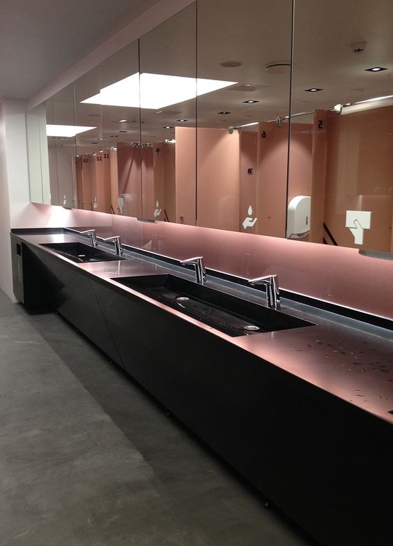 7979f2b4e836d758e3b174d8ecd06124.jpg 工装参考,功能空间,公共厕所,