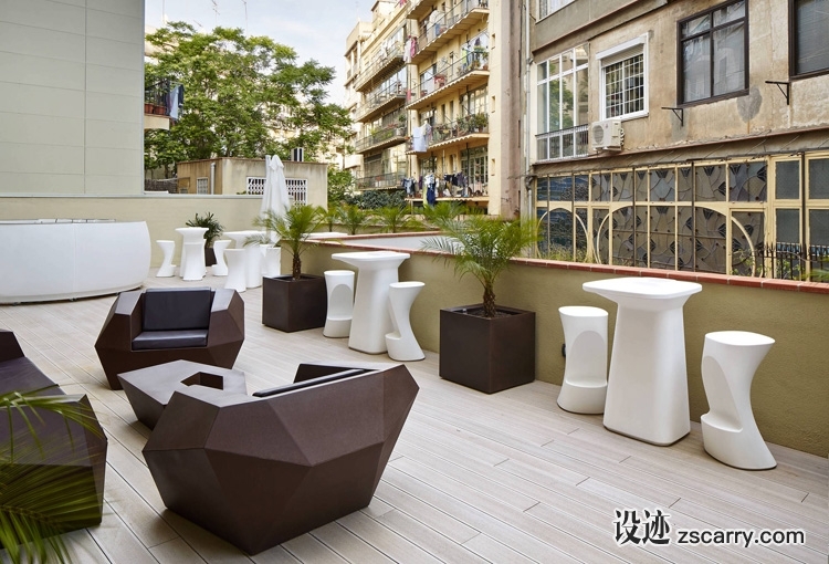 17-hotel-vincci-gala-barcelona-by-tbi-architecture-engineering.jpg 工装参考,户外空间,屋顶休闲,