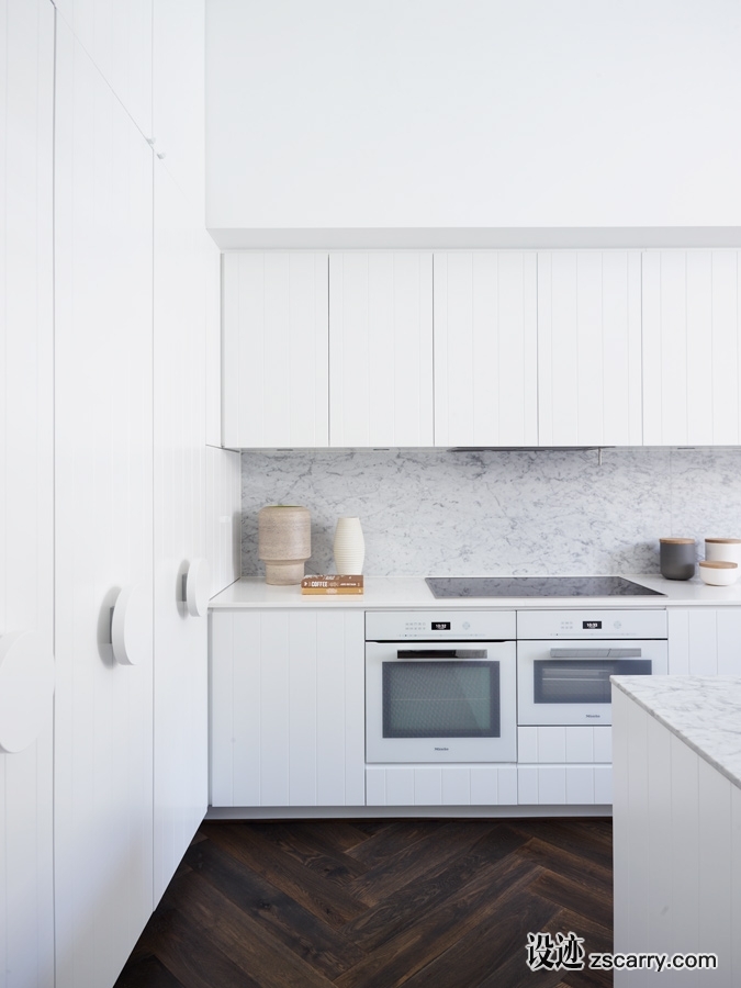 03_Greg_Natale_DoubleBayApartment.jpg 局部参考,厨房元素,橱柜台面,