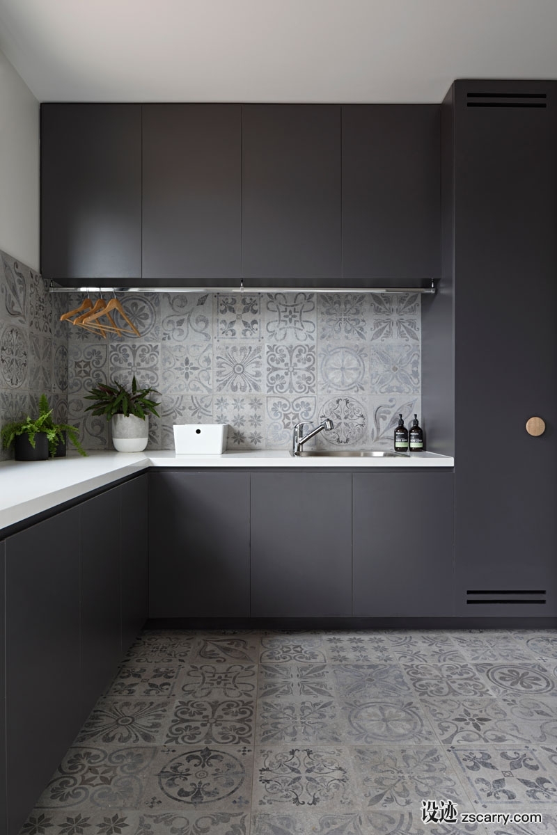 modern-matte-black-laundry-room-210317-1208-12.jpg 局部参考,厨房元素,橱柜台面,