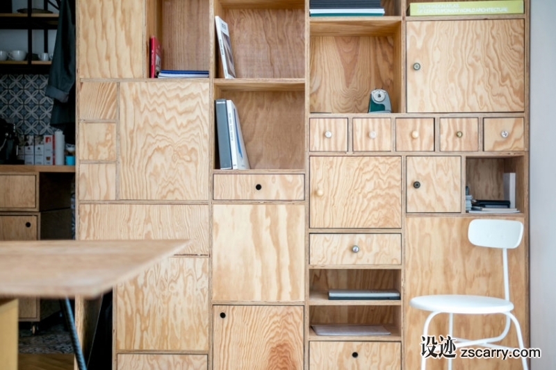 Apartment-transformed-into-own-workspace-14-850x566.jpg 局部参考,硬装元素,书架壁龛,
