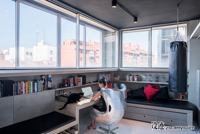 Former-Industrial-Building-in-Madrid-05.jpg 局部参考,硬装元素,书桌字台,