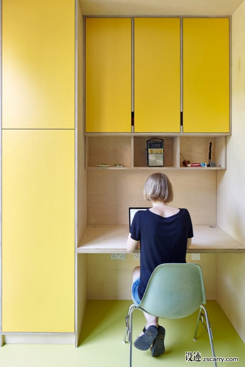 kennington-house-r2-studio-architect-uk-residential-architecture_dezeen_2364_col_5-852x1278.jpg 局部参考,硬装元素,书桌字台,