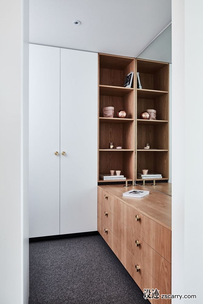 170524-Lifespaces-Courtyardhouse-040.jpg 局部参考,硬装元素,壁橱矮柜,