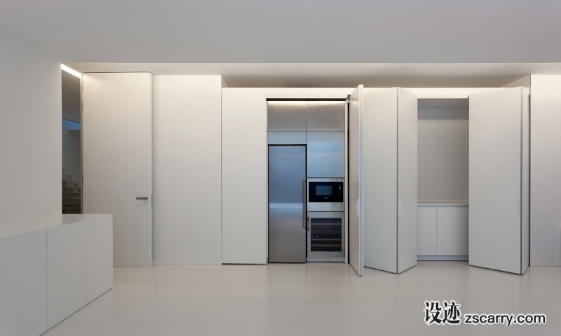 FRAN-SILVESTRE-ARQUITECTOS-ALUMINUM-HOUSE-018.jpg 局部参考,硬装元素,壁橱矮柜,