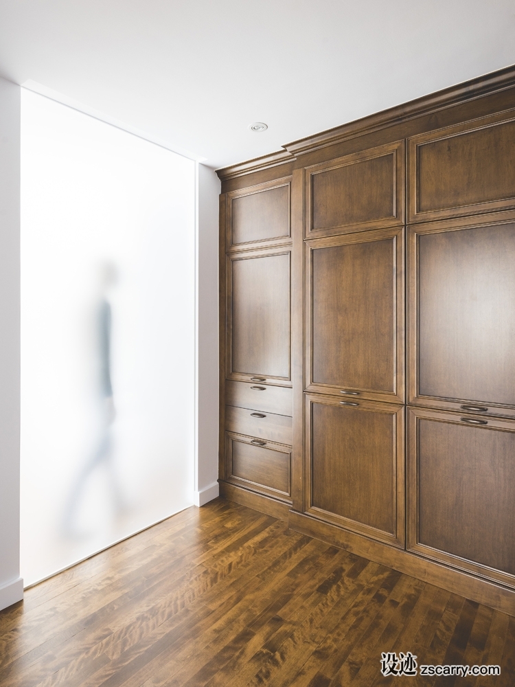 la-cardinale-house-montreal-l-mccomber-12.jpg 局部参考,硬装元素,壁橱矮柜,