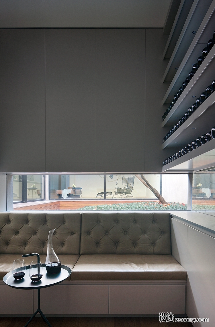 courtyard-house-by-robson-rak-architects-melbourne-photo-by-Shannon-McGrath-20.jpg 局部参考,硬装元素,飘窗窗台,