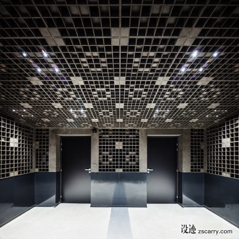 30_-_Centre_des_Congrès_-_Jonzac_-_TETRARC_©_Charly_Broyez.jpg 局部参考,天花,栅格,