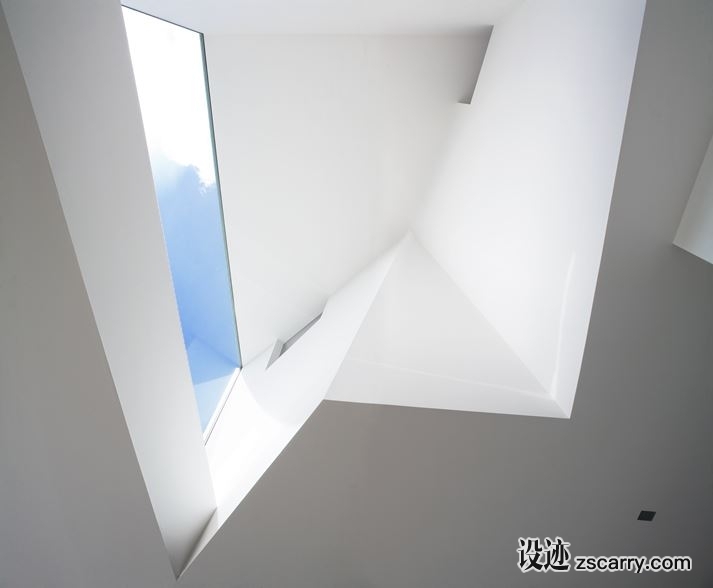 24cc19b7-9f8d-467c-9fd9-5b896e58c373.jpg 局部参考,天花,天窗,