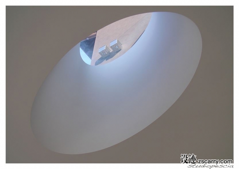 037c4e51-7752-b4a9-0127-270a2ba27f04.jpg 局部参考,天花,天窗,