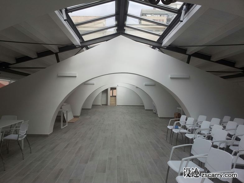 96811ddb-a10b-4cfb-91f6-7eb405fced48.jpg 局部参考,天花,天窗,