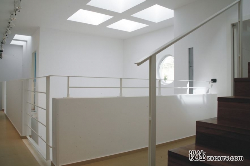 d00123f2-96b3-494b-f3e5-83a6d633cf92.jpg 局部参考,天花,天窗,