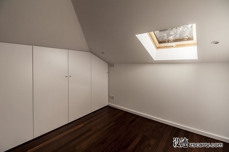 ec92967c-2fdb-4c49-9268-683c62aa4450.jpg 局部参考,天花,天窗,