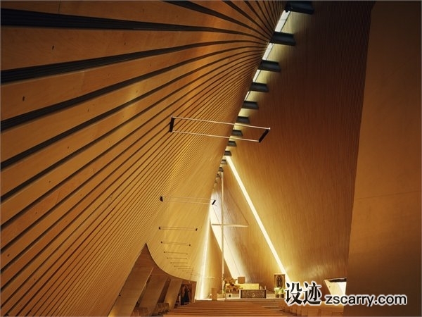 p38540i237413t13_951e4730-b504-4fe9-9a91-bae9abdb40d2.jpg 局部参考,天花,天窗,