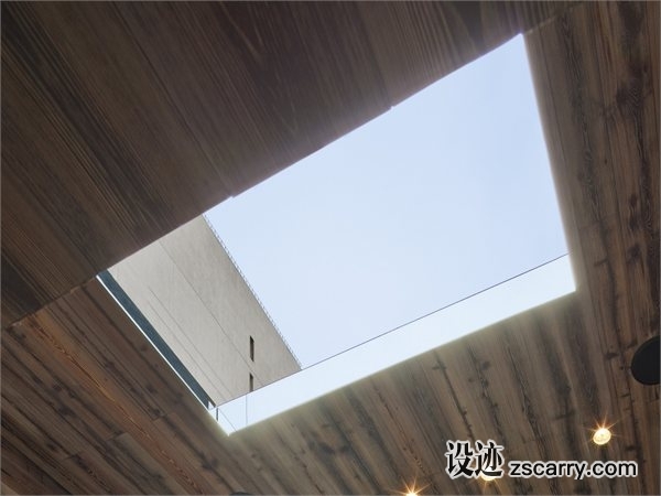 p43969i294825t13_8b788875-fa5d-42e9-b0f5-5dbae217f5fb.jpg 局部参考,天花,天窗,