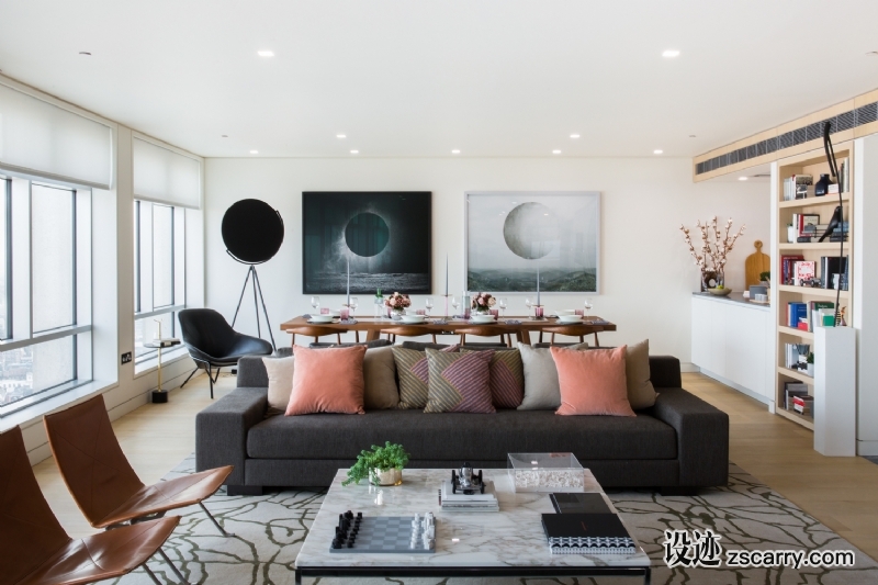 Centre_Point_Tower__living_room_and_kitchen_area__3-bed_apartment_©_Charlie_Dailey.jpg 软装参考,客厅搭配,现代气氛,