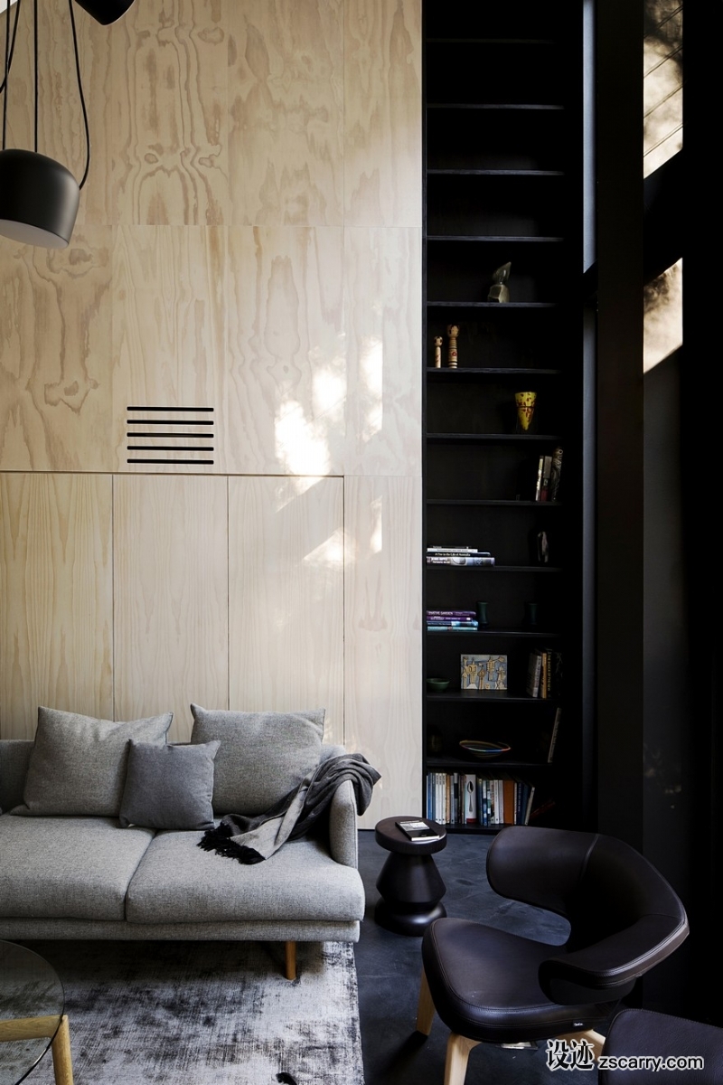 Elysium-House-Combines-Original-Heritage-with-Contemporary-Detailing-18.jpg 软装参考,客厅搭配,现代气氛,