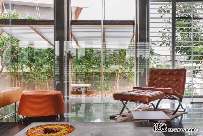 Janak_Mistry_residence-53.jpg 软装参考,客厅搭配,现代气氛,