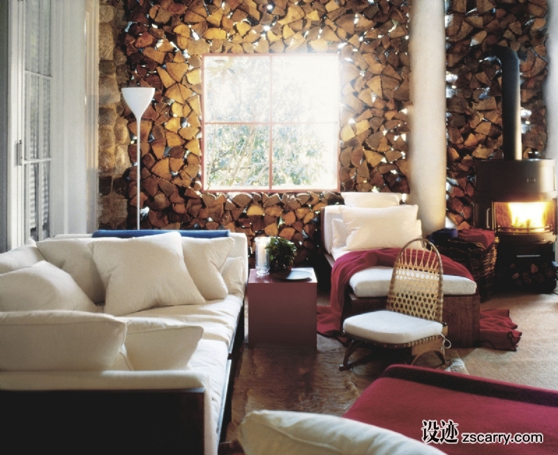 04-Walls+of+firewood+encase+this+loggia+in+a+completely+unexpected+and+whimsical+way.+.jpg 软装参考,客厅搭配,简欧气氛,